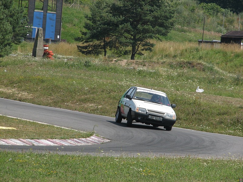 img00015.jpg