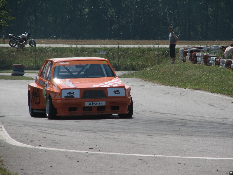 img00093.jpg